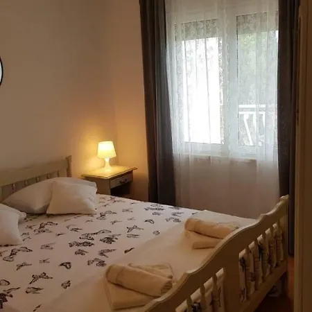 Barisic * 珀德垂那